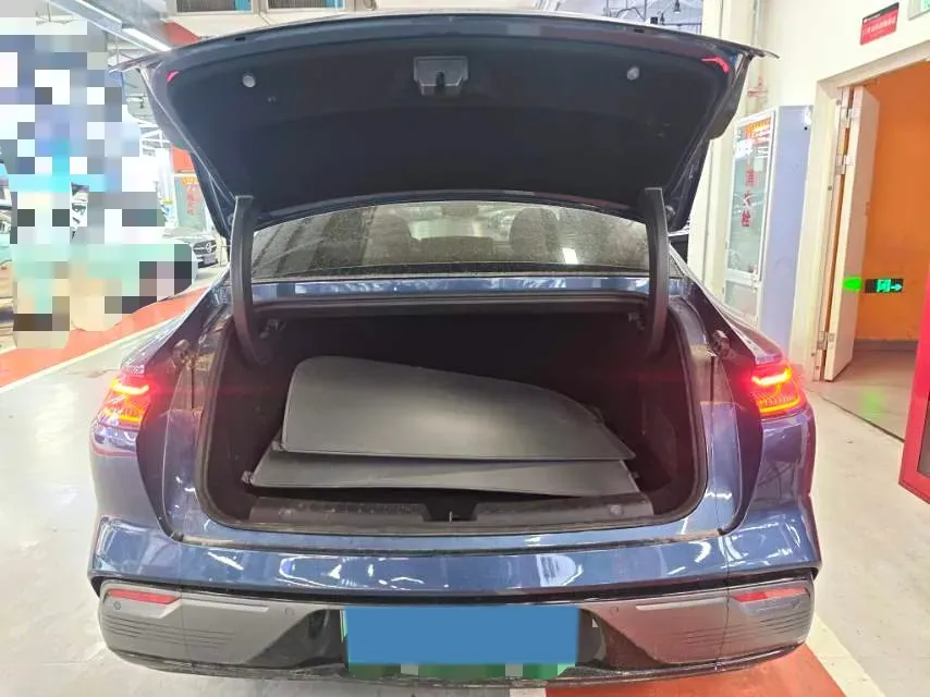 2025 Geely Galaxy Starshine 8 1.5L 112HP L4 1DHT PHEV,autocango,china used car exporter,china ev exporter,chinese used car exporter,chinese used ev exporter