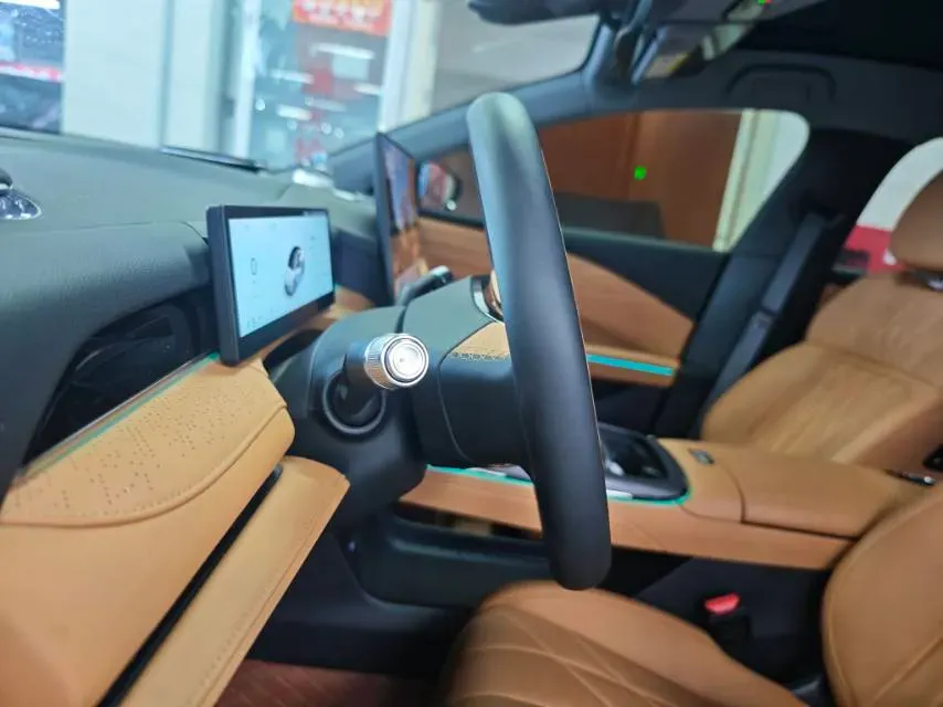 2025 Geely Galaxy Starshine 8 1.5L 112HP L4 1DHT PHEV,autocango,china used car exporter,china ev exporter,chinese used car exporter,chinese used ev exporter