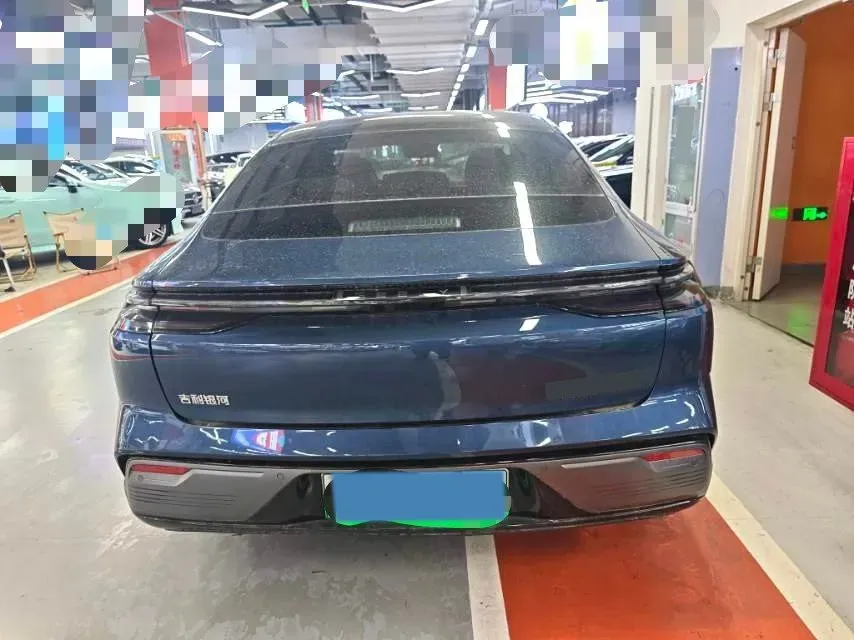 2025 Geely Galaxy Starshine 8 1.5L 112HP L4 1DHT PHEV,autocango,china used car exporter,china ev exporter,chinese used car exporter,chinese used ev exporter
