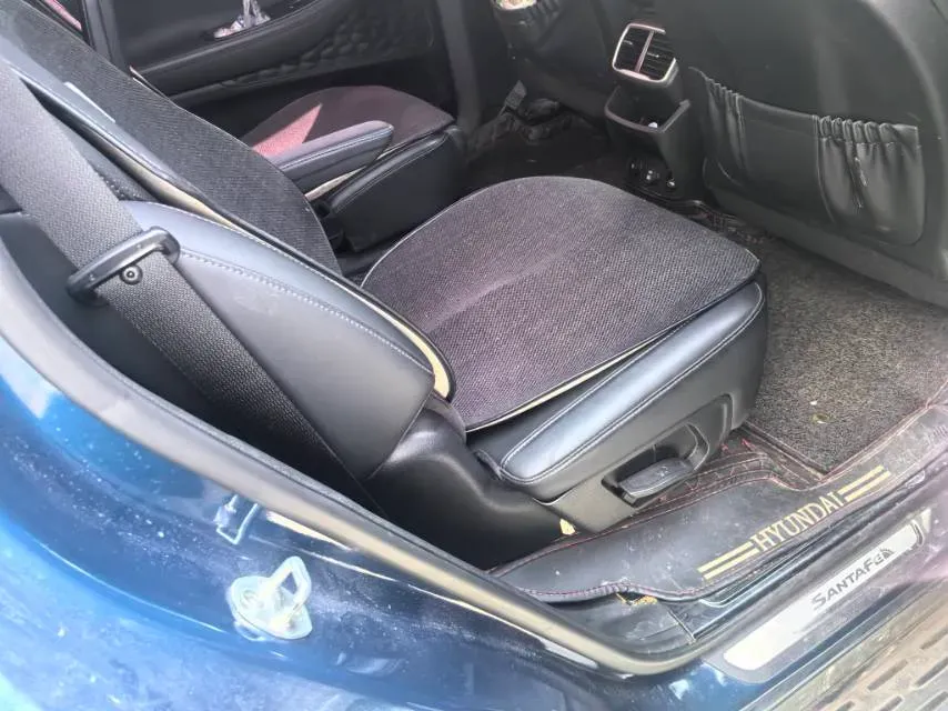 2019 Hyundai Santafe 2.0T 240HP L4 8AT,autocango,china used car exporter,china ev exporter,chinese used car exporter,chinese used ev exporter