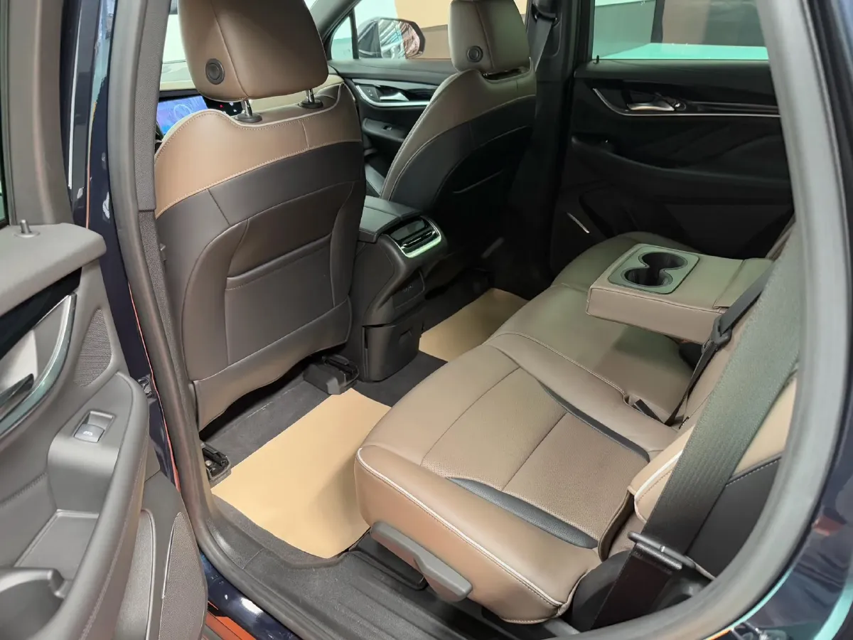 2020 Buick Enclave 2.0T 237HP L4 9AT,autocango,china used car exporter,china ev exporter,chinese used car exporter,chinese used ev exporter