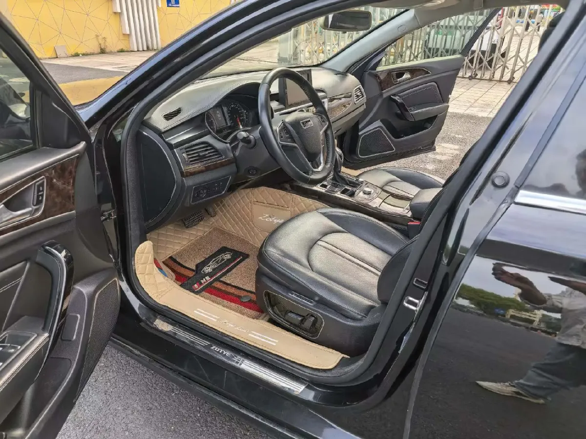 2016 Zotye Z700 1.8T 177HP L4 6DCT,autocango,china used car exporter,china ev exporter,chinese used car exporter,chinese used ev exporter