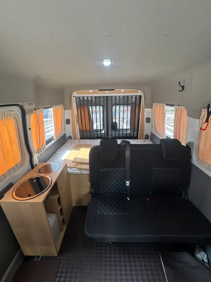 2025 MAXUS XinTu V80 2.0T 147HP L4 6MT,autocango,china used car exporter,china ev exporter,chinese used car exporter,chinese used ev exporter