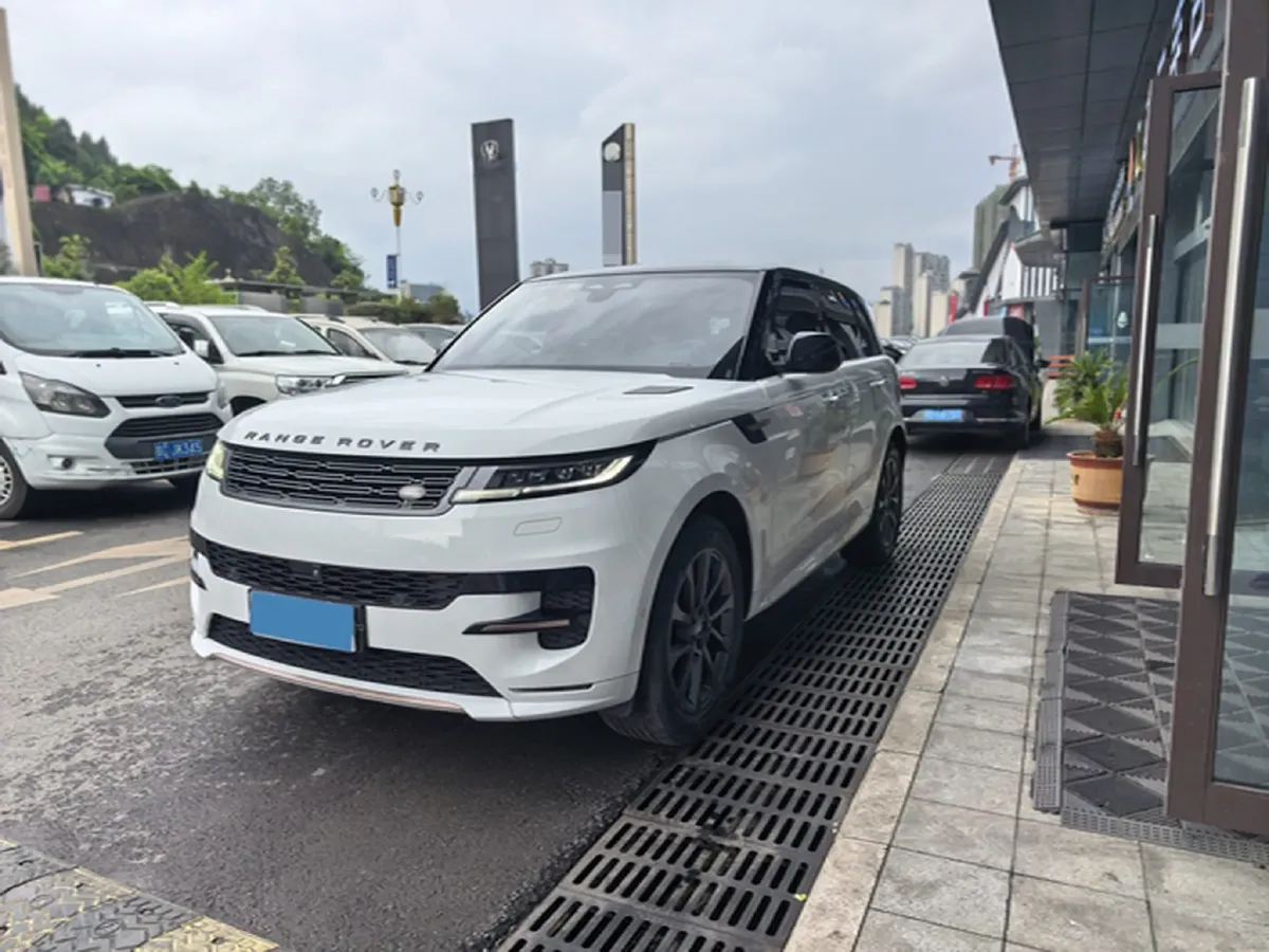 2023 Land Rover Range Rover Sport 3.0T 400HP L6 8AT,autocango,china used car exporter,china ev exporter,chinese used car exporter,chinese used ev exporter