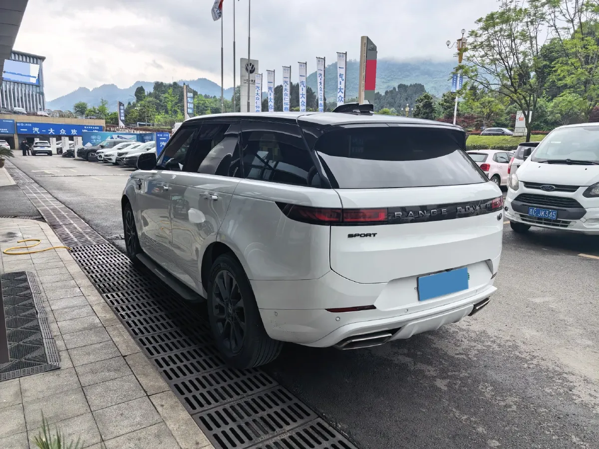 2023 Land Rover Range Rover Sport 3.0T 400HP L6 8AT,autocango,china used car exporter,china ev exporter,chinese used car exporter,chinese used ev exporter