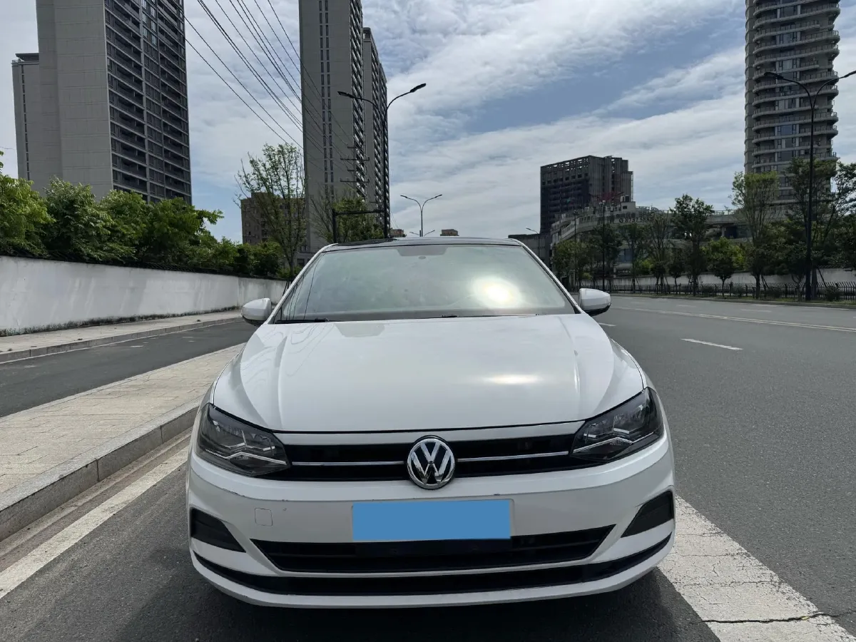 2019 Volkswagen Polo 1.5L 113HP L4 6AT,autocango,china used car exporter,china ev exporter,chinese used car exporter,chinese used ev exporter