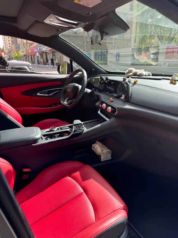 2020 ChangAn UNI-T 1.5T 180HP L4 7DCT,autocango,china used car exporter,china ev exporter,chinese used car exporter,chinese used ev exporter