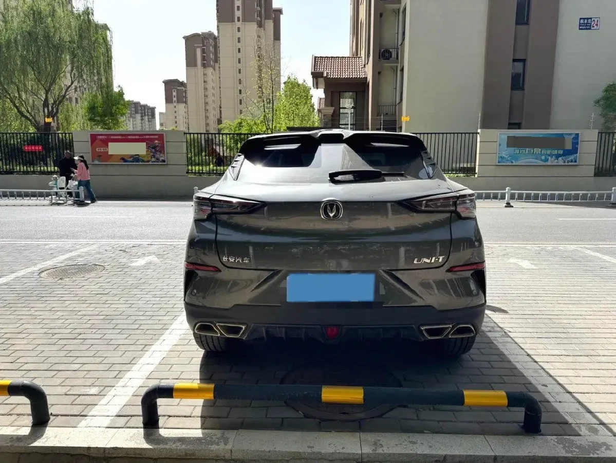 2020 ChangAn UNI-T 1.5T 180HP L4 7DCT,autocango,china used car exporter,china ev exporter,chinese used car exporter,chinese used ev exporter