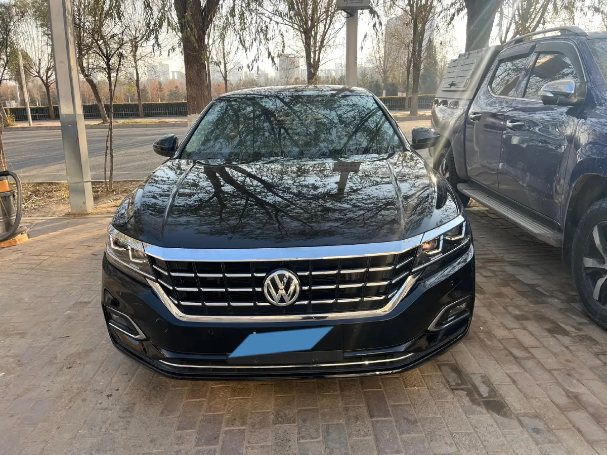 2019 Volvo V40 1.5T 152HP L4 6AT,autocango,china used car exporter,china ev exporter,chinese used car exporter,chinese used ev exporter
