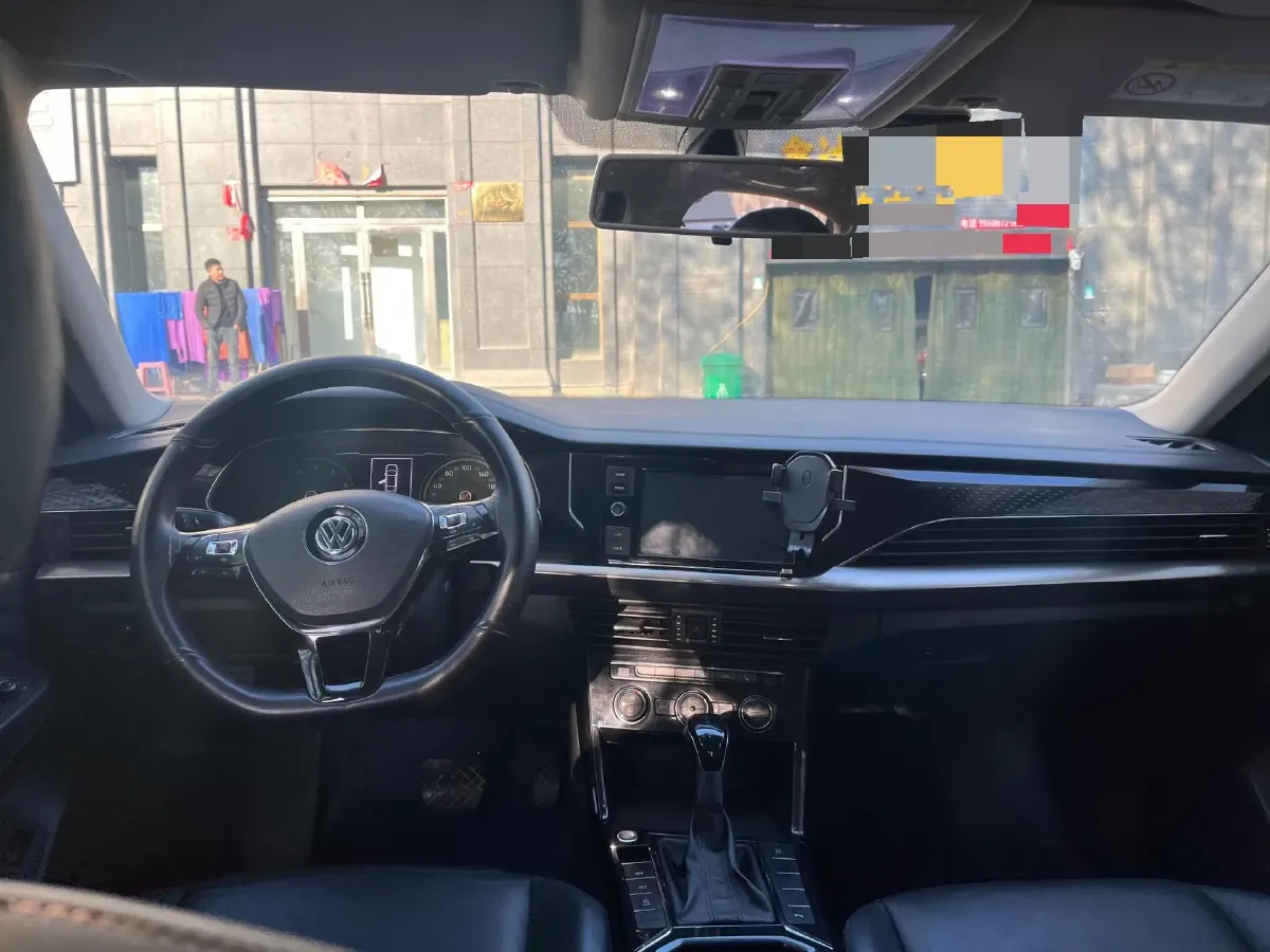 2019 Volvo V40 1.5T 152HP L4 6AT,autocango,china used car exporter,china ev exporter,chinese used car exporter,chinese used ev exporter