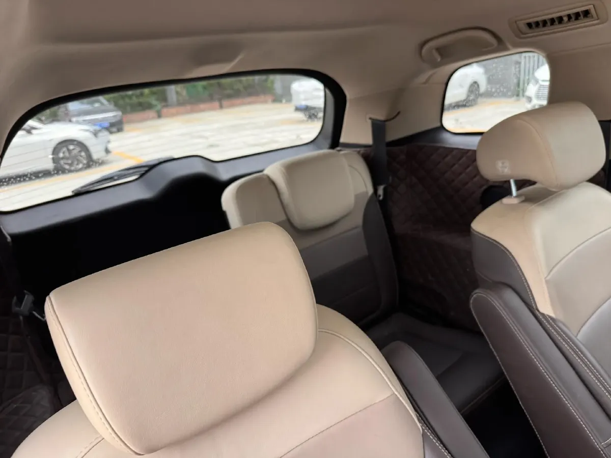 2022 Skyworth HT-i 1.5L 110HP L4 E-CVT PHEV 21.68KWH,autocango,china used car exporter,china ev exporter,chinese used car exporter,chinese used ev exporter