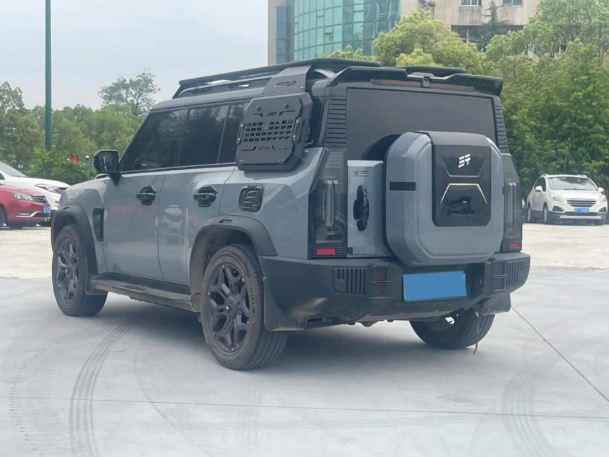 2024 Jetour ShanHai TravellerC-DM 1.5T 156HP L4 3DHT PHEV 43.24KWH,autocango,china used car exporter,china ev exporter,chinese used car exporter,chinese used ev exporter