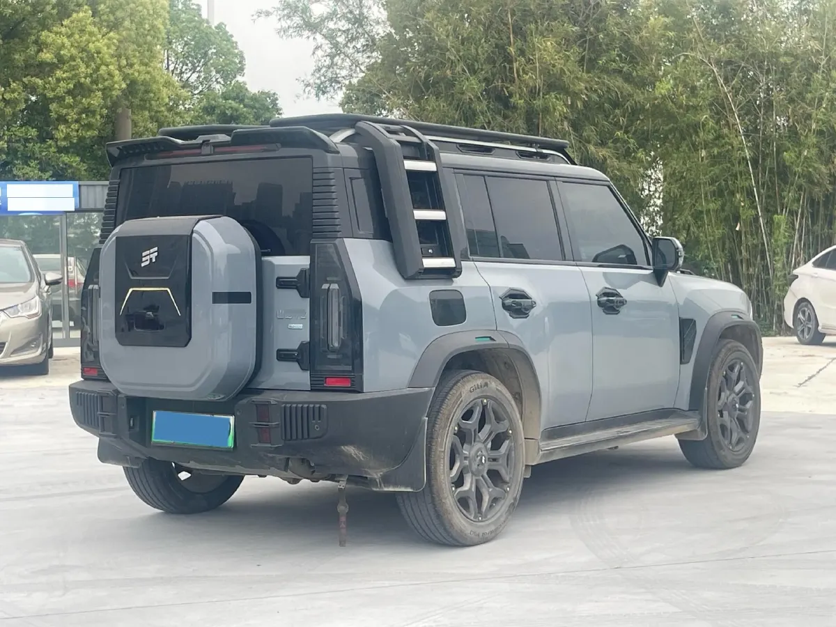 2024 Jetour ShanHai TravellerC-DM 1.5T 156HP L4 3DHT PHEV 43.24KWH,autocango,china used car exporter,china ev exporter,chinese used car exporter,chinese used ev exporter
