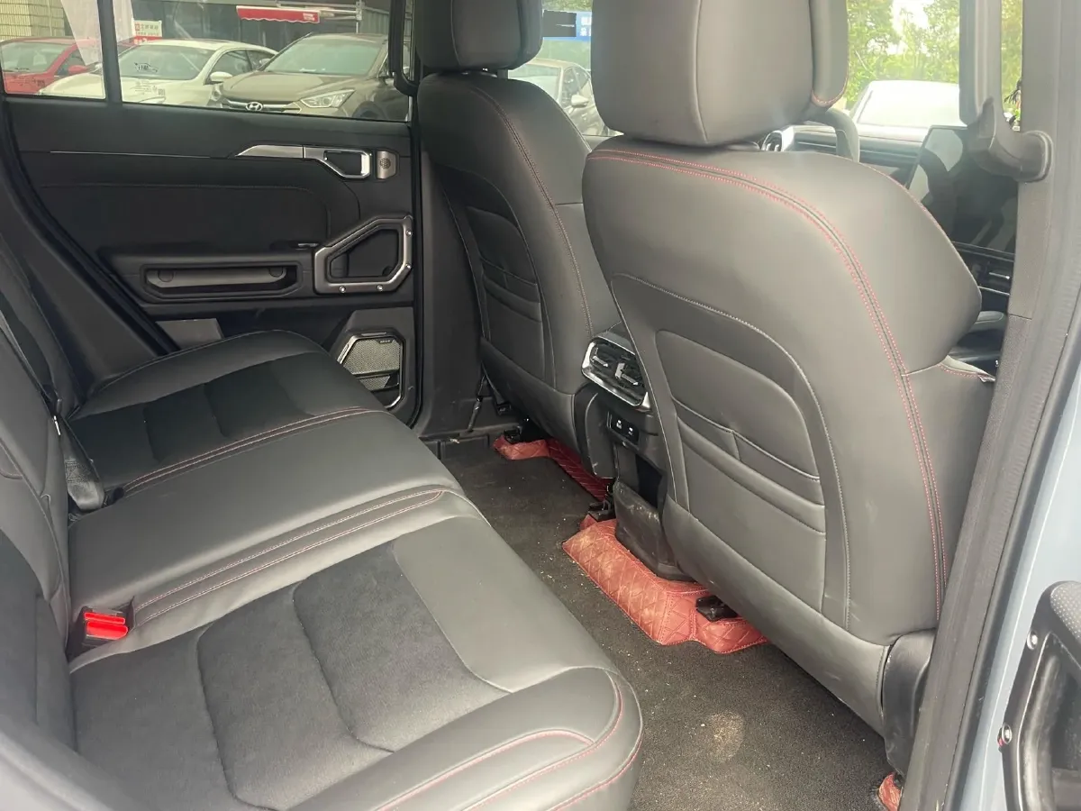 2024 Jetour ShanHai TravellerC-DM 1.5T 156HP L4 3DHT PHEV 43.24KWH,autocango,china used car exporter,china ev exporter,chinese used car exporter,chinese used ev exporter