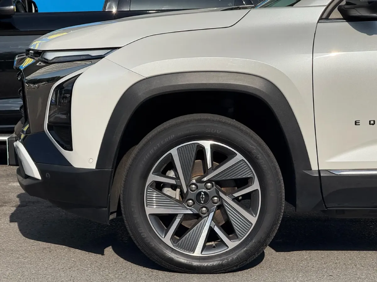 2024 Chevrolet EquinoxPlus 1.5T 180HP L4 2DHT PHEV 24.4KWH,autocango,china used car exporter,china ev exporter,chinese used car exporter,chinese used ev exporter