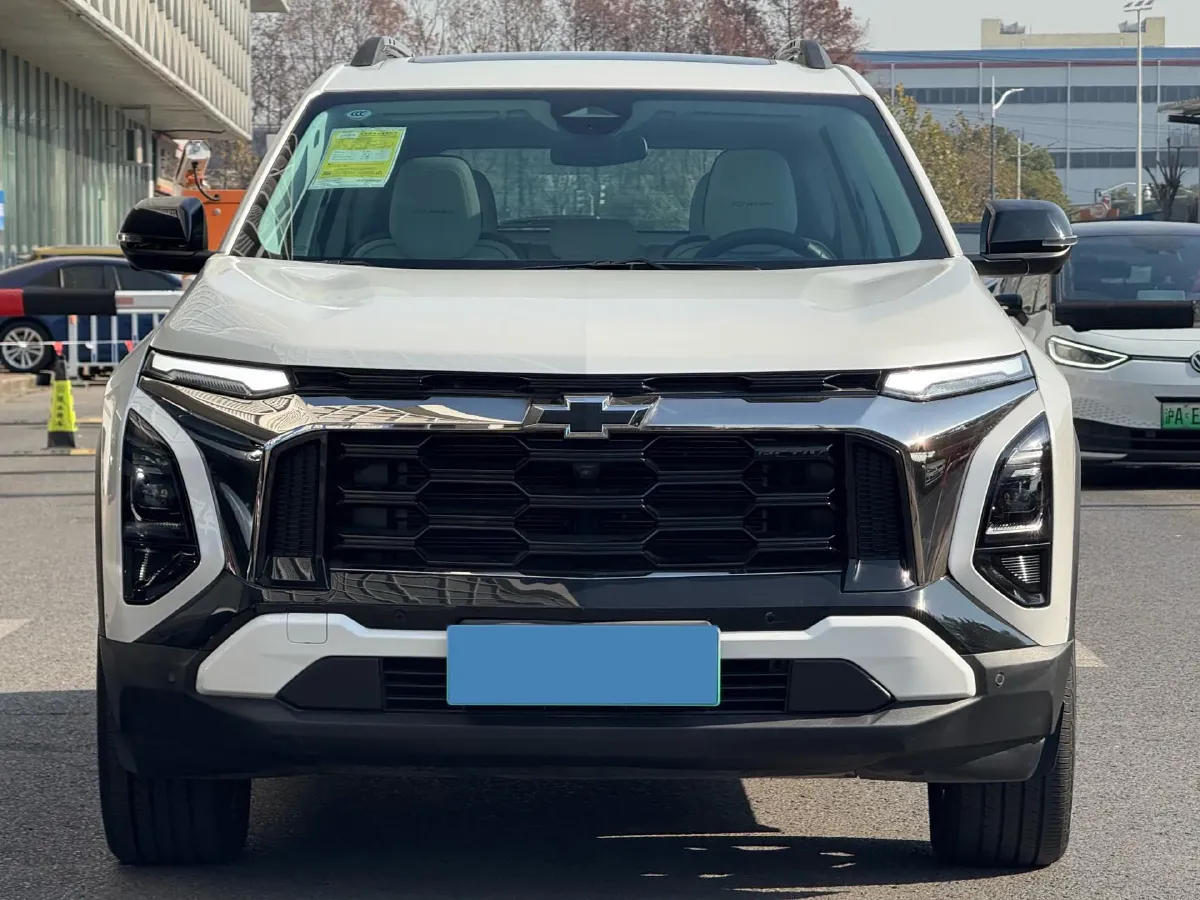 2024 Chevrolet EquinoxPlus 1.5T 180HP L4 2DHT PHEV 24.4KWH,autocango,china used car exporter,china ev exporter,chinese used car exporter,chinese used ev exporter