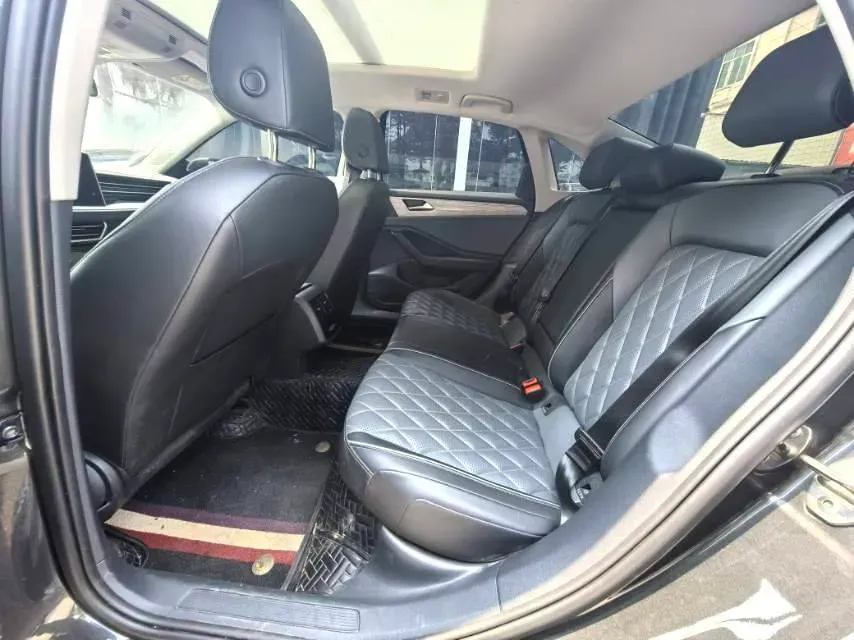 2023 Volkswagen Sagitar 1.5T 160HP L4 7DCT,autocango,china used car exporter,china ev exporter,chinese used car exporter,chinese used ev exporter