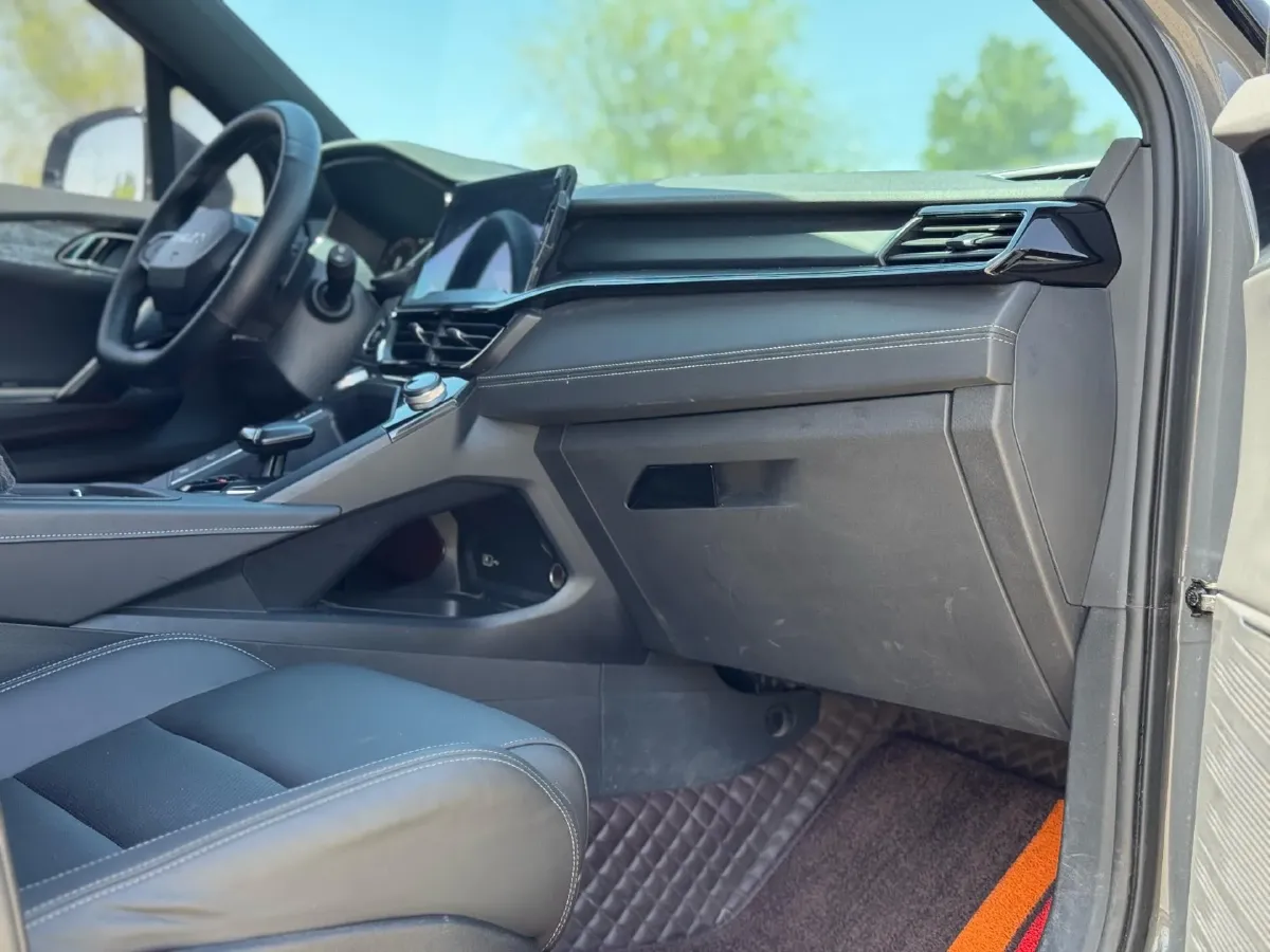 2020 LYNK&CO 06 1.5T 177HP L3 7DCT,autocango,china used car exporter,china ev exporter,chinese used car exporter,chinese used ev exporter