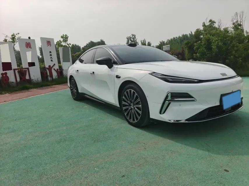 2025 Geely Galaxy Starshine 8 1.5T 163HP L4 3DHT PHEV 27.69KWH,autocango,china used car exporter,china ev exporter,chinese used car exporter,chinese used ev exporter