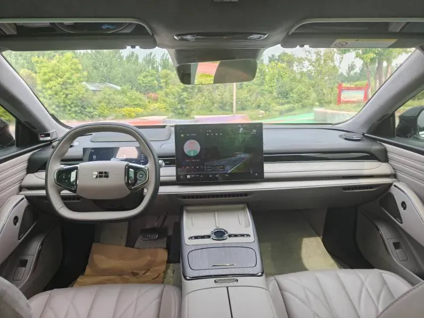 2025 Geely Galaxy Starshine 8 1.5T 163HP L4 3DHT PHEV 27.69KWH,autocango,china used car exporter,china ev exporter,chinese used car exporter,chinese used ev exporter