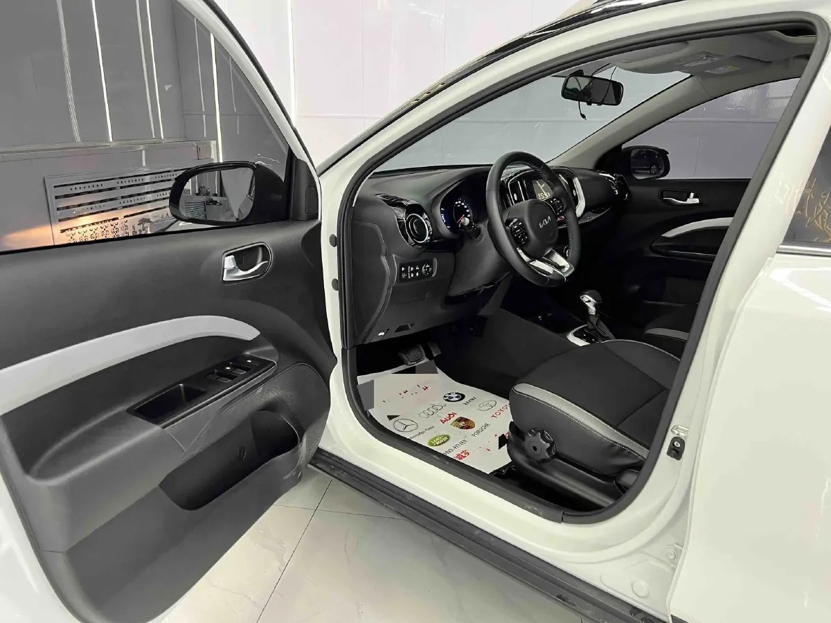 2021 Kia KX1 1.4L 100HP L4 CVT,autocango,china used car exporter,china ev exporter,chinese used car exporter,chinese used ev exporter