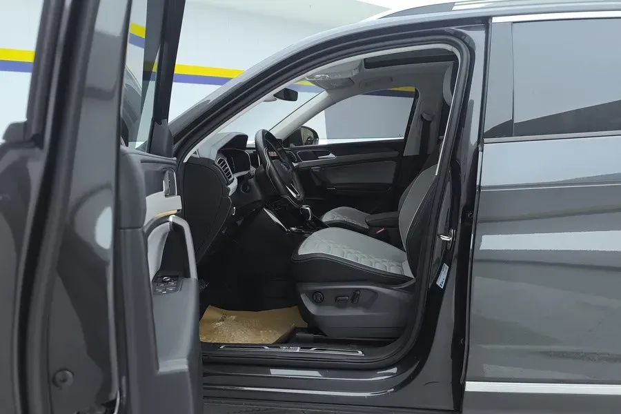 2023 Volkswagen Tayron 2.0T 186HP L4 7DCT,autocango,china used car exporter,china ev exporter,chinese used car exporter,chinese used ev exporter