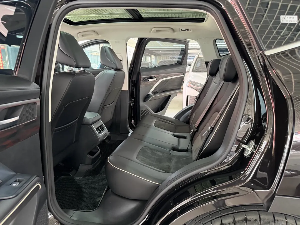 2023 Haval H6 1.5T 150HP L4 7DCT,autocango,china used car exporter,china ev exporter,chinese used car exporter,chinese used ev exporter