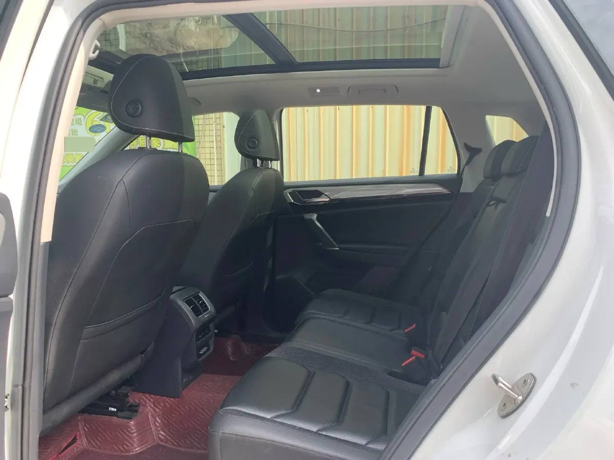 2019 Volkswagen Tayron 2.0T 186HP L4 7DCT,autocango,china used car exporter,china ev exporter,chinese used car exporter,chinese used ev exporter