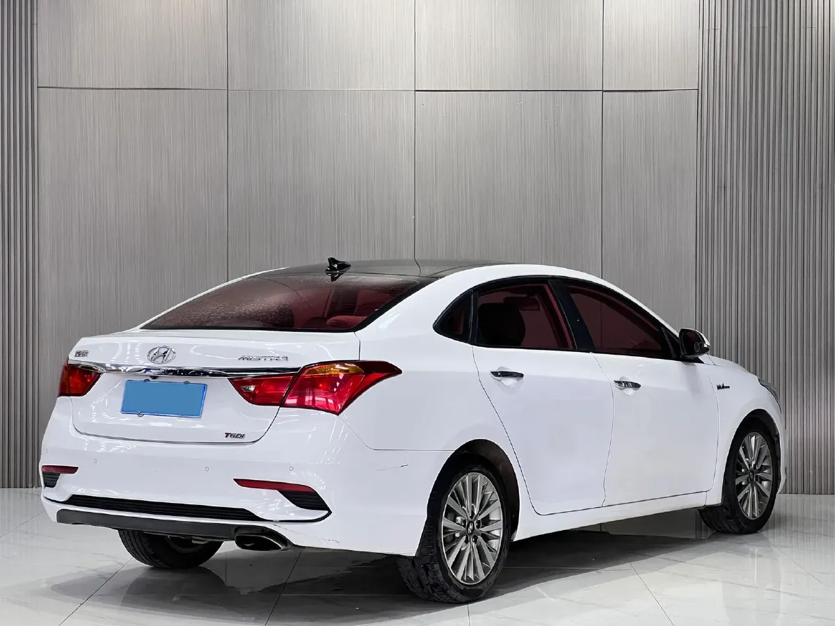 2017 Hyundai Mistra 1.6T 175HP L4 7DCT,autocango,china used car exporter,china ev exporter,chinese used car exporter,chinese used ev exporter