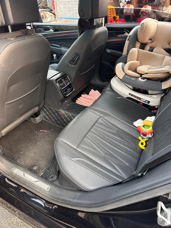 2022 Xpeng P7 BEV 60.2KWH,autocango,china used car exporter,china ev exporter,chinese used car exporter,chinese used ev exporter