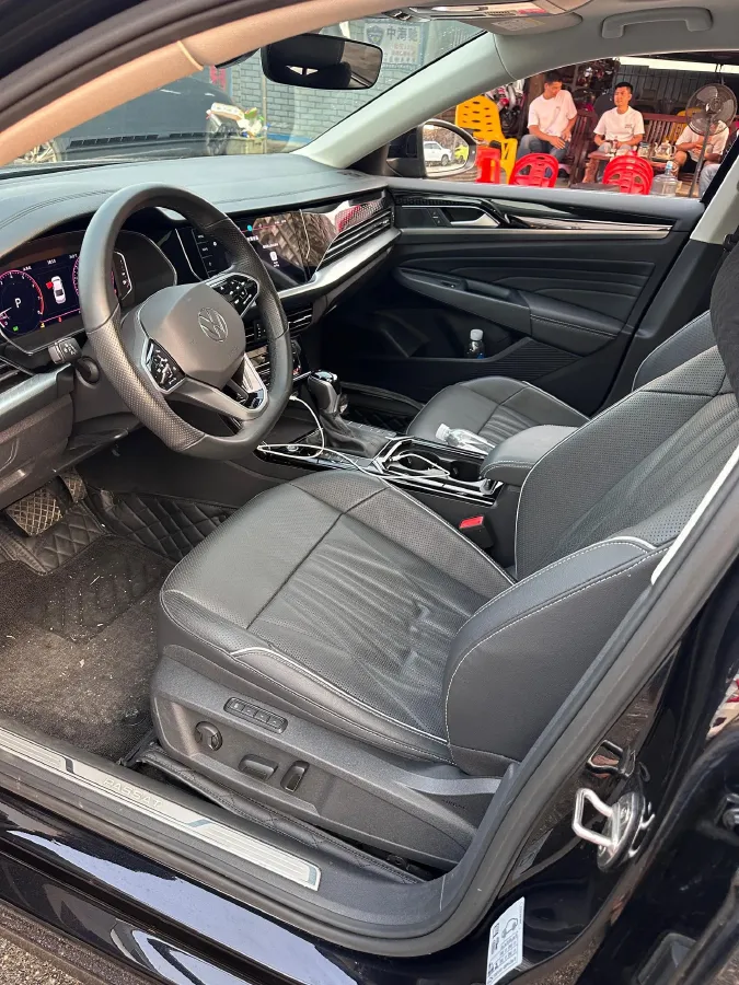 2022 Xpeng P7 BEV 60.2KWH,autocango,china used car exporter,china ev exporter,chinese used car exporter,chinese used ev exporter