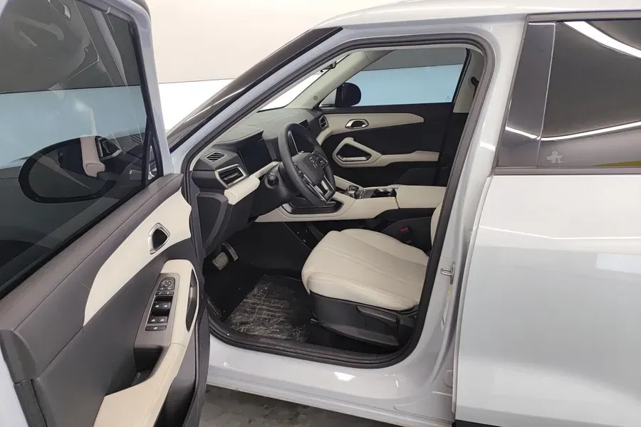 2024 BYD YuanUP BEV 45.12KWH,autocango,china used car exporter,china ev exporter,chinese used car exporter,chinese used ev exporter