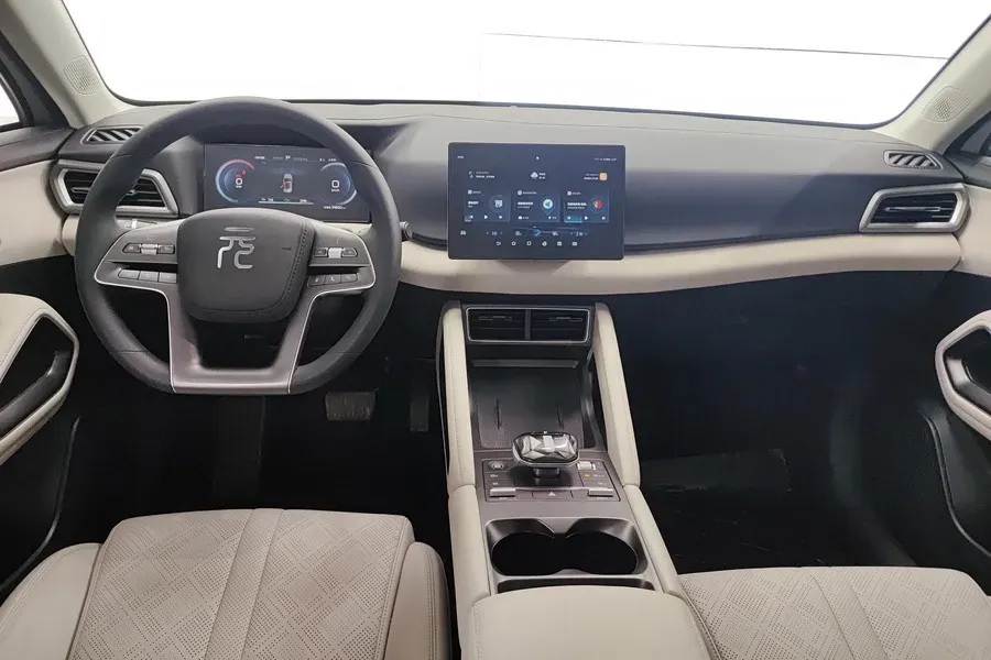 2024 BYD YuanUP BEV 45.12KWH,autocango,china used car exporter,china ev exporter,chinese used car exporter,chinese used ev exporter