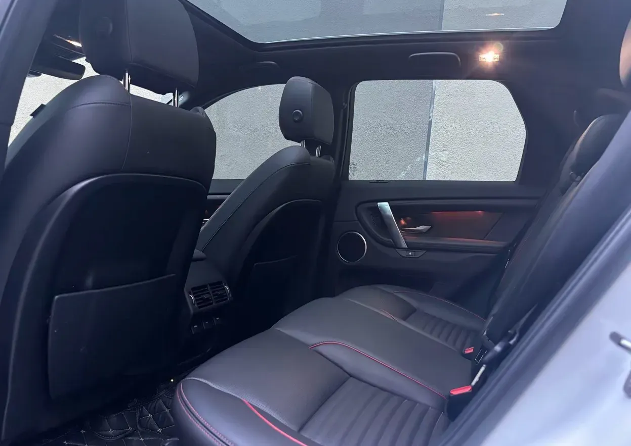 2023 Land Rover Discovery Sport 2.0T 249HP L4 9AT,autocango,china used car exporter,china ev exporter,chinese used car exporter,chinese used ev exporter