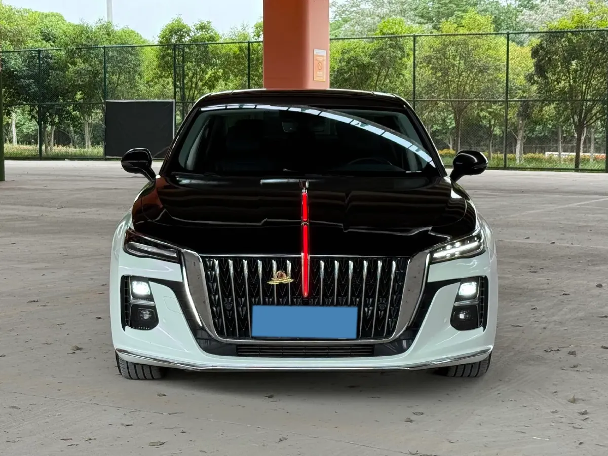 2023 HongQi H5 2.0T 224HP L4 8AT,autocango,china used car exporter,china ev exporter,chinese used car exporter,chinese used ev exporter