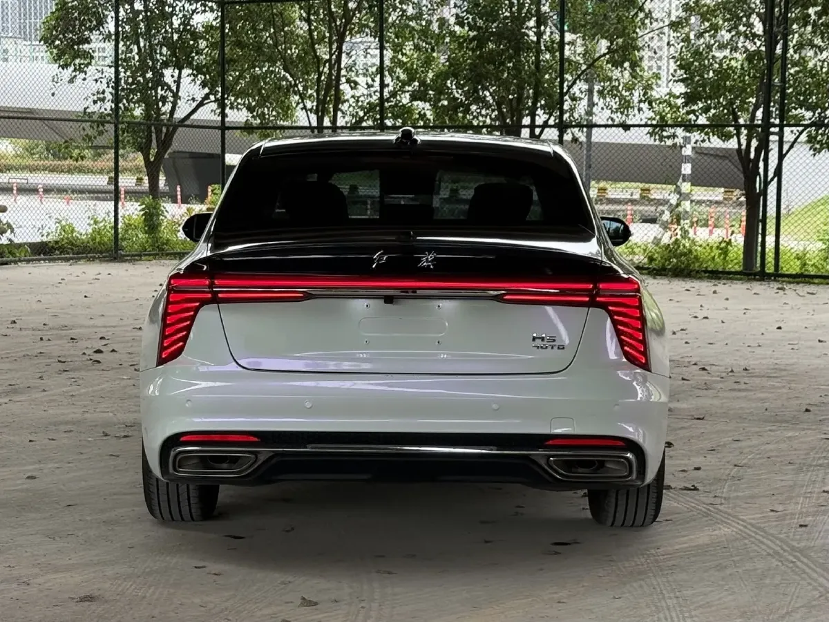 2023 HongQi H5 2.0T 224HP L4 8AT,autocango,china used car exporter,china ev exporter,chinese used car exporter,chinese used ev exporter