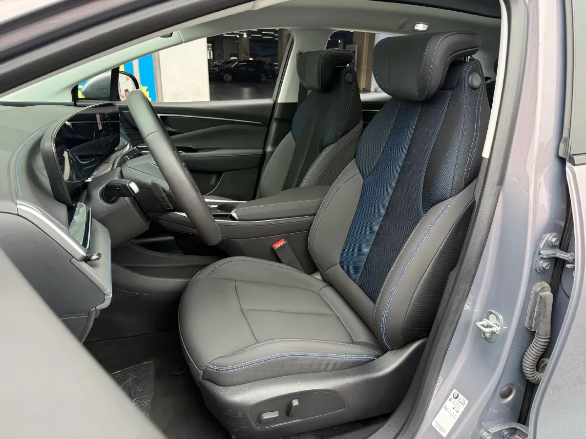 2023 Roewe F7 BEV 64KWH,autocango,china used car exporter,china ev exporter,chinese used car exporter,chinese used ev exporter