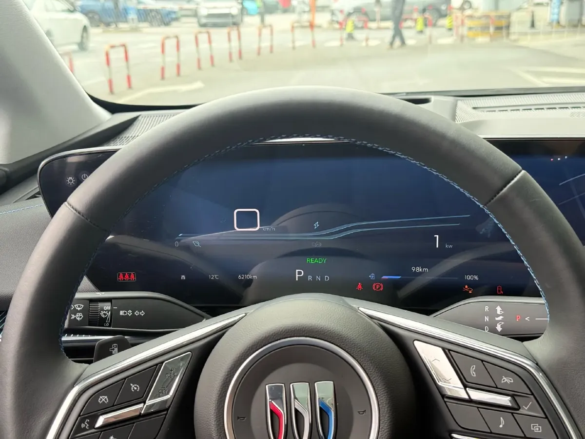 2023 Roewe F7 BEV 64KWH,autocango,china used car exporter,china ev exporter,chinese used car exporter,chinese used ev exporter