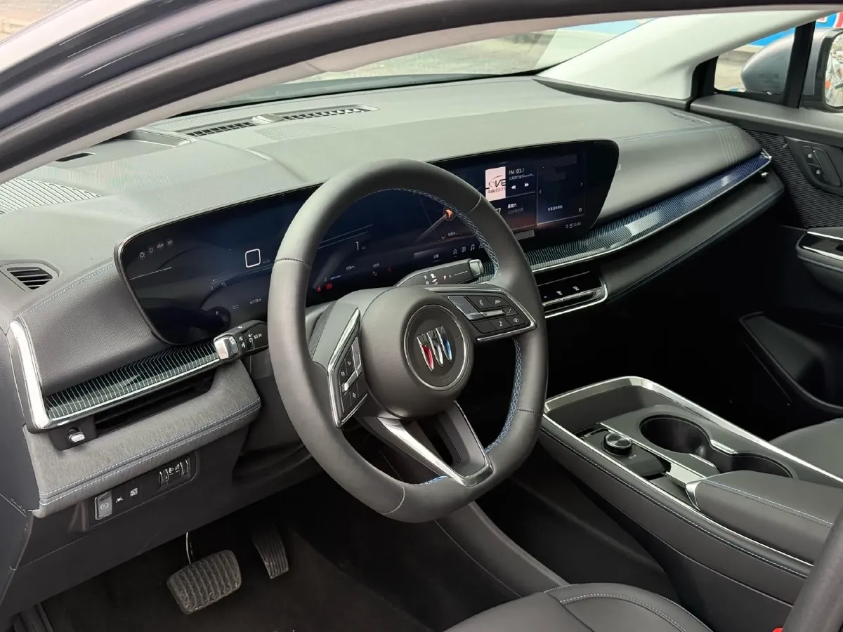 2023 Roewe F7 BEV 64KWH,autocango,china used car exporter,china ev exporter,chinese used car exporter,chinese used ev exporter