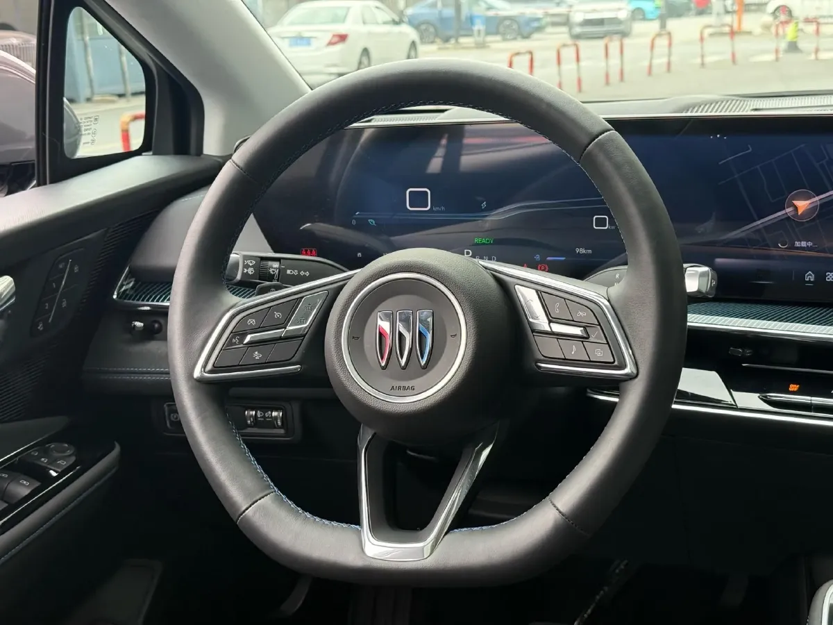 2023 Roewe F7 BEV 64KWH,autocango,china used car exporter,china ev exporter,chinese used car exporter,chinese used ev exporter