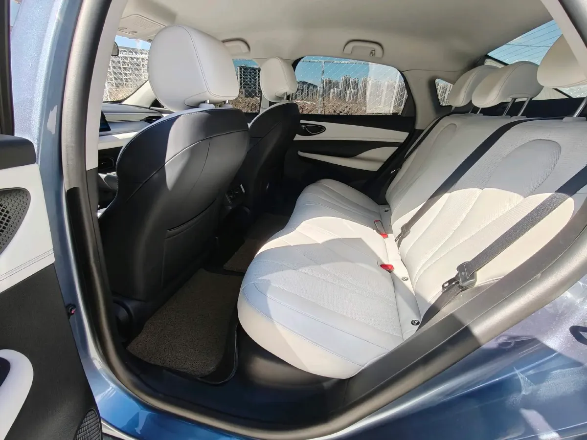 2025 BYD Seal05 DM-i 1.5L 101HP L4 E-CVT PHEV 7.68KWH,autocango,china used car exporter,china ev exporter,chinese used car exporter,chinese used ev exporter