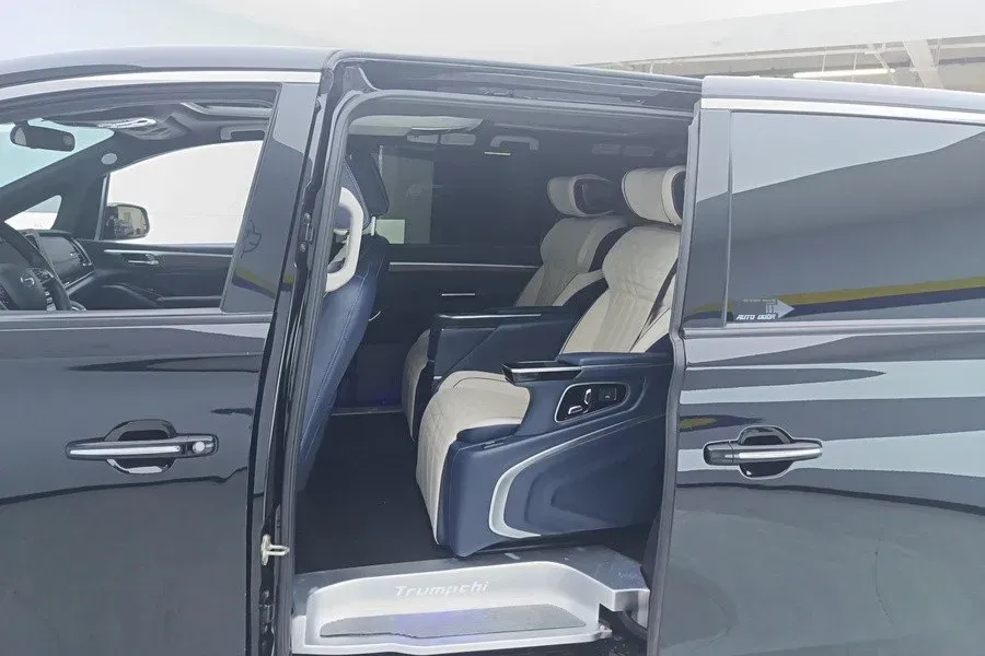 2021 GAC Trumpchi M8 2.0T 252HP L4 8AT,autocango,china used car exporter,china ev exporter,chinese used car exporter,chinese used ev exporter