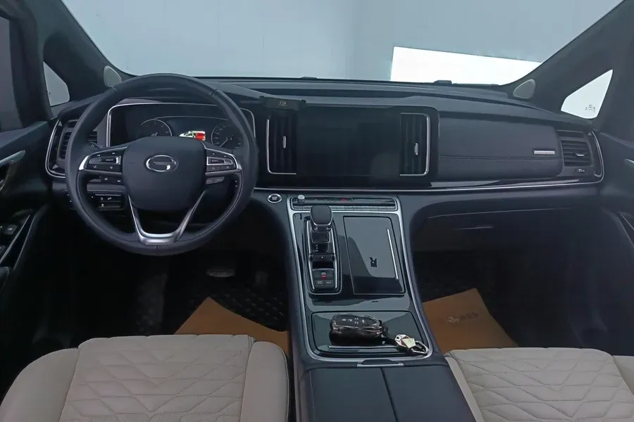 2021 GAC Trumpchi M8 2.0T 252HP L4 8AT,autocango,china used car exporter,china ev exporter,chinese used car exporter,chinese used ev exporter