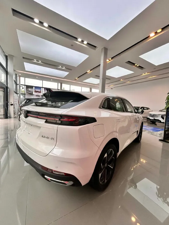2023 ChangAn UNI-K iDD 1.5T 170HP L4 6TCT PHEV 28.39KWH,autocango,china used car exporter,china ev exporter,chinese used car exporter,chinese used ev exporter
