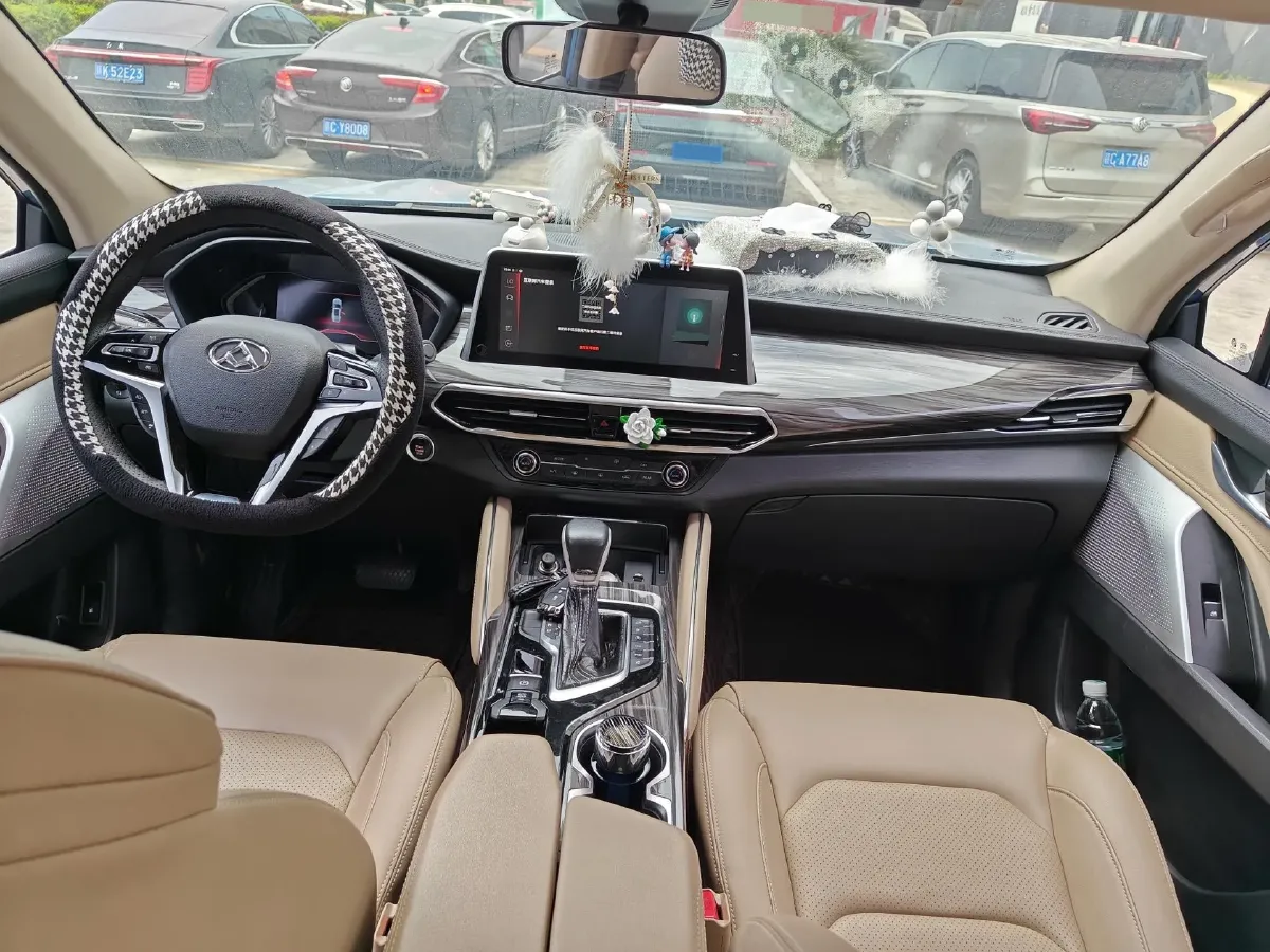 2017 MAXUS D90 2.0T 224HP L4 6AT,autocango,china used car exporter,china ev exporter,chinese used car exporter,chinese used ev exporter