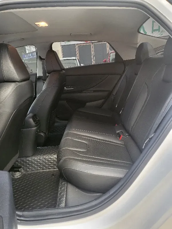 2022 Hyundai Elantra 1.5L 115HP L4 CVT,autocango,china used car exporter,china ev exporter,chinese used car exporter,chinese used ev exporter