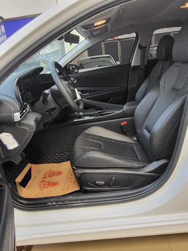 2022 Hyundai Elantra 1.5L 115HP L4 CVT,autocango,china used car exporter,china ev exporter,chinese used car exporter,chinese used ev exporter