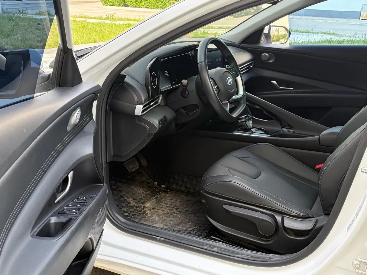 2023 Hyundai Elantra 1.5L 115HP L4 CVT,autocango,china used car exporter,china ev exporter,chinese used car exporter,chinese used ev exporter