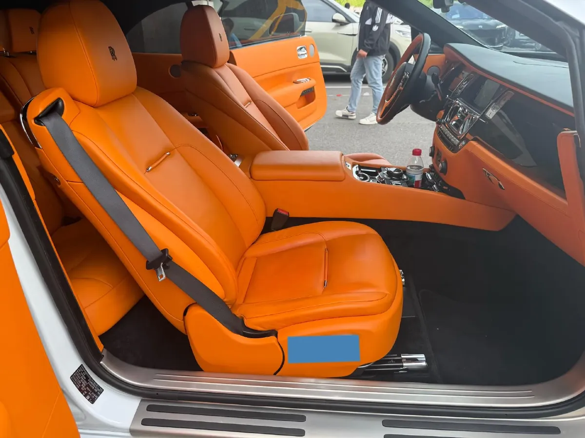 2018 Rolls-Royce Dawn 6.6T 571HP V12 8AT,autocango,china used car exporter,china ev exporter,chinese used car exporter,chinese used ev exporter