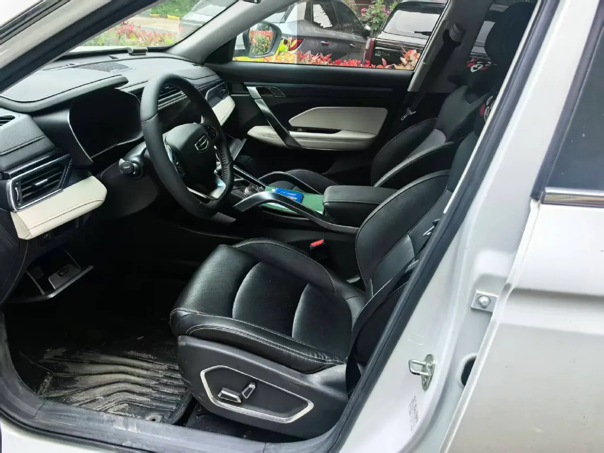 2022 Geely Azkarra 1.8T 184HP L4 7DCT,autocango,china used car exporter,china ev exporter,chinese used car exporter,chinese used ev exporter